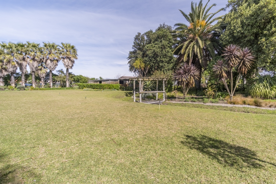 6 Bedroom Property for Sale in Schaap Kraal Western Cape